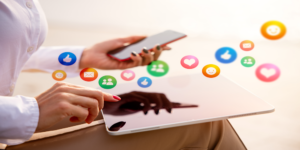 Handle Negative Feedback on Social Media